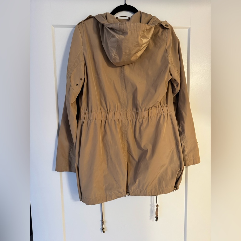 Weatherproof Raincoat - Picture 6 of 8